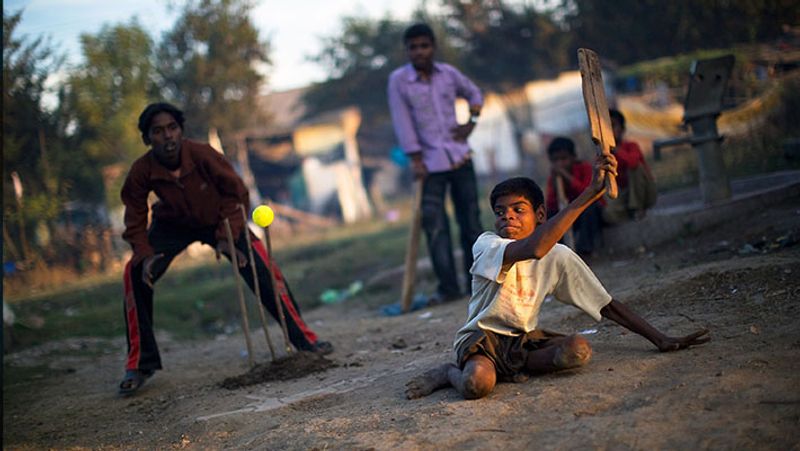 ऐसे बच्चे जी तो रहे हैं, लेकिन की जिंदगी में कुछ कम कष्ट नहीं है।