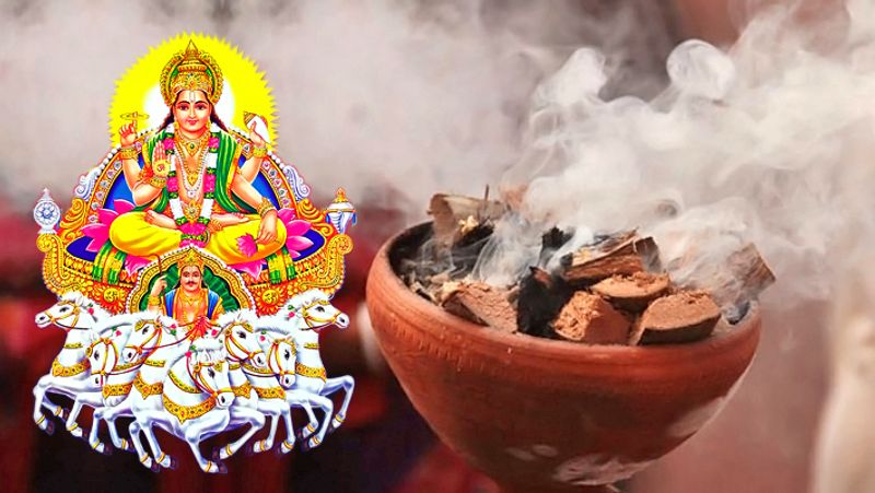 इस प्रकार सूर्य पूजा करने के बाद धूप, दीप से सूर्य देव का पूजन करें।