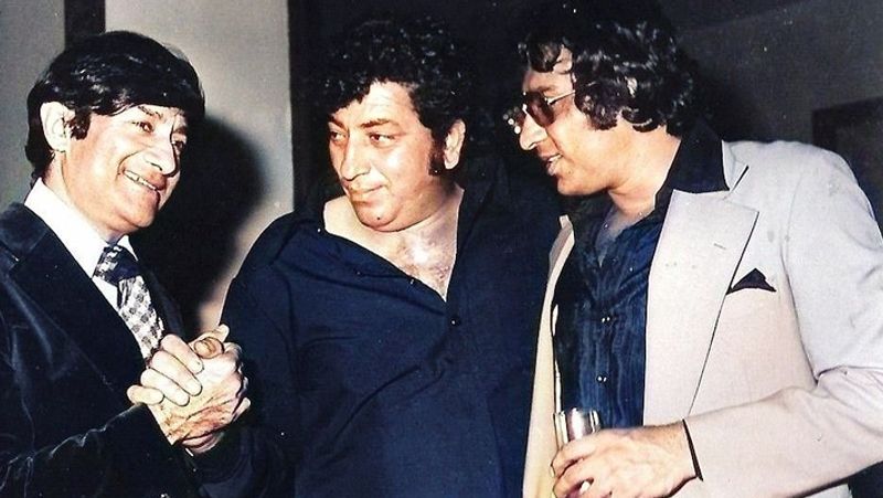 देव आनंद ने मुनीम जी, दुश्मन, कालाबाजार, सी.आई.डी, पेइंग गेस्ट, गैम्बलर, तेरे घर के सामने, काला पानी जैसी कई फिल्मों में काम किया। 1970 में फिल्म प्रेम पुजारी के साथ देव आनंद ने निर्देशन के क्षेत्र में भी कदम रख दिया। 1971 में फिल्म हरे रामा हरे कृष्णा का भी निर्देशन किया और इसकी कामयाबी के बाद उन्होंने अपनी कई फिल्में बनाई।