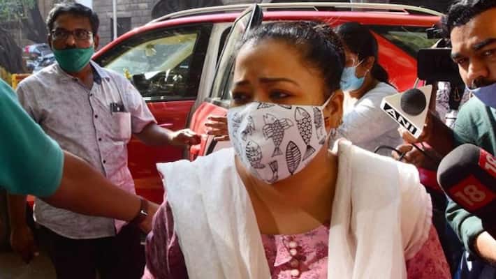 Two NCB officials suspended in Comedian Bharti case kpn Two NCB officials suspended in Comedian Bharti case kpn