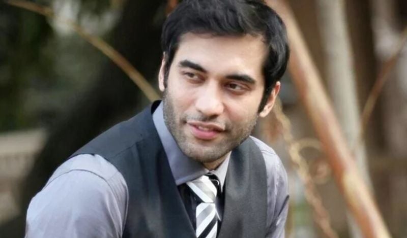 कुशल पंजाबी
टीवी और फिल्म एक्टर कुशल पंजाबी ने पिछले साल के एकदम आखिरी समय में आत्महत्या की थी। 37 साल के कुशल ने अपने सुसाइड लेटर में किसी को भी अपनी मौत के लिए जिम्मेदार नहीं ठहराया था। कुशल आखिरी बार 'इश्क में मरजावां' सीरियल में नजर आए थे।