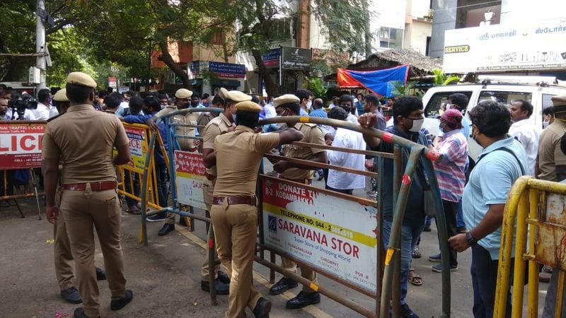 Spiritual politics is not Dravidian politics Rajinikanth announces new party announcement date
