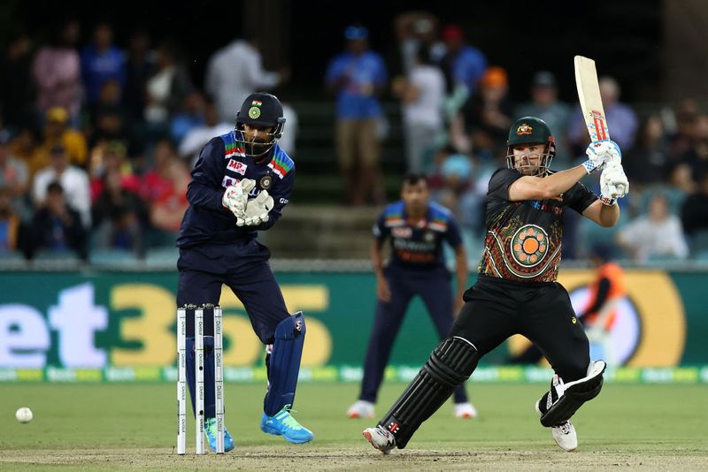Aaron Finch
The Australian limited-overs skipper has not been in the best of form in the shortest format. While he averages 25.7 in the IPL, he has a good one in the format, of 34.17, besides averaging 36.64 in the T20Is. He severely struggled for Royal Challengers Bangalore last season. However, one bad season hardly defines him, as he is certain to get picked as a replacement, with the base price of ₹1 crore.