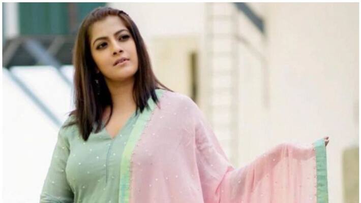 varalakshmi sarathkumar acting sabari movie latest update varalakshmi sarathkumar acting sabari movie latest update