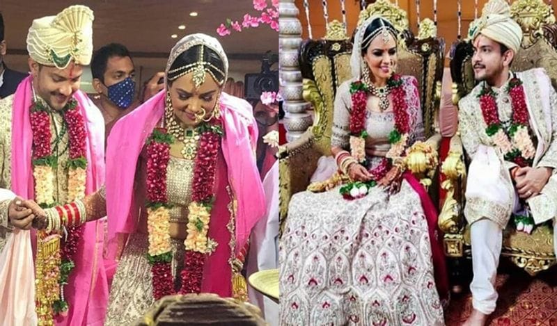 उनके पिता उदित नारायण ने ढोल की थाप पर खूब ठुमके लगाए। आदित्य नारायण ने इंटरव्यू में हनीमून प्लान को लेकर कहा कि 'उनके लिए हर हफ्ते मुंबई में रहना जरूरी है। इसलिए, उन्होंने तय किया है कि वो तीन छोटी-छोटी छुट्टियों पर जाएंगे।' 