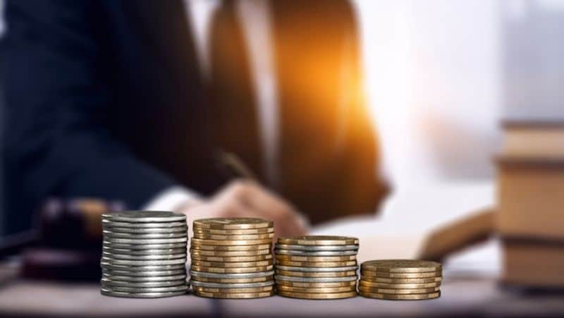 रिजर्व बैंक की मौद्रिक नीति समीक्षा बैठक में लिए गए फैसलों का एमसीएलआर (MCLR) लिंक्ड होम लोन रेट पर कोई असर नहीं होगा। एमसीएलआर यानी मार्जिनल कॉस्ट ऑफ फंड बेस्ड लेंडिंग रेट्स को आम तौर पर बैंक हर 12 या 6 महीने पर बदलते हैं। (फाइल फोटो)