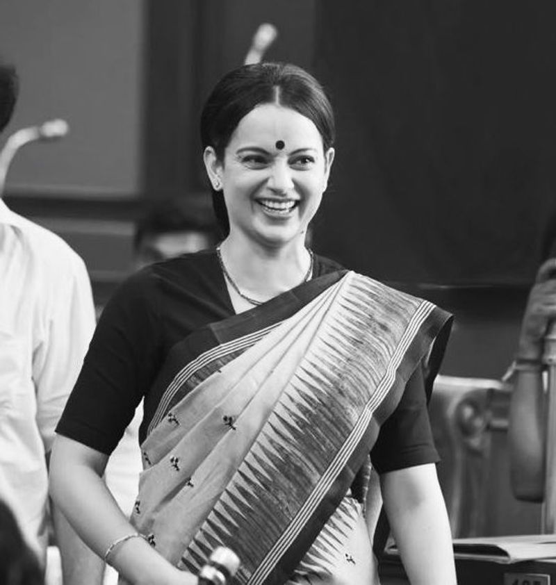 இந்த படத்தில் ஜெயலலிதாவாக கங்கனா ரணாவத்தும், எம்.ஜி. ஆராக அரவிந்த் சாமியும் நடித்துள்ளனர். முதன் முதலில் ஜெயலலிதா தோற்றத்தில் இருக்கும் கங்கனா ரணாவத்தின் புகைப்படங்களை படக்குழு வெளியிட்ட போது மிகப்பெரிய சர்ச்சை வெடித்தது. 