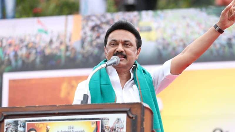The dream of running the party for 100 days and becoming the Chief Minister for the 101st day will not come true .. The minister who indirectly beat Rajini.