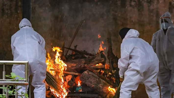 70 percent of those who died of corona in the country suffer from second disease kpn 70 percent of those who died of corona in the country suffer from second disease kpn