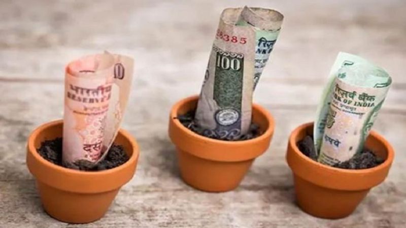 सुकन्या समृद्धि योजना (SSY) में अधिकतम 15 साल तक निवेश किया जा सकता है। इस अकाउंट को लड़की के 21 साल का होने के बाद ही बंद किया जा सकता है। (फाइल फोटो)
