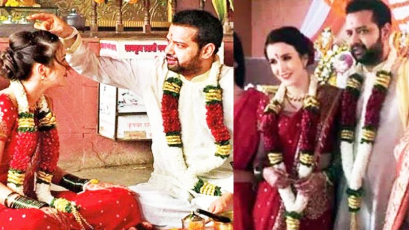 इतना ही नहीं, राहुल ने कहा कि मैं नतालिया को भगवद्गीता सिखाता हूं और हम साथ में कई धार्मिक किताबें भी पढ़ते हैं। मुझे लगता है कि हमें एक सही जीवनसाथी और फैमिली तलाशने के लिए एक अच्छे भाग्य की जरूरत होती है।