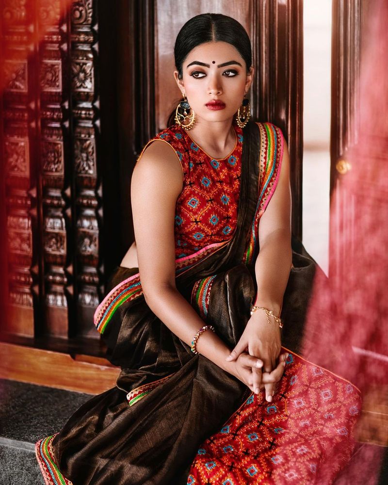 The actress has even shared stories from Southen India, to increase hope, positivity and support in these much needed times.Be it any Covid-19 warrior from North India or South India, Rashmika has been praising every notable effort under the initiative with her Pan-India fan-following. 