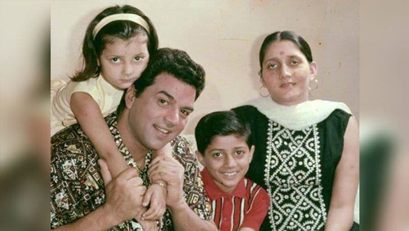 प्रकाश ने 1981 में पॉपुलर मैगजीन 'स्टारडस्ट' को इंटरव्यू दिया था। बता दें कि ये उनकी अब तक की लाइफ का एकमात्र इंटरव्यू है, जिसमें उन्होंने धर्मेंद्र और हेमा मालिनी की शादी को लेकर बात की।