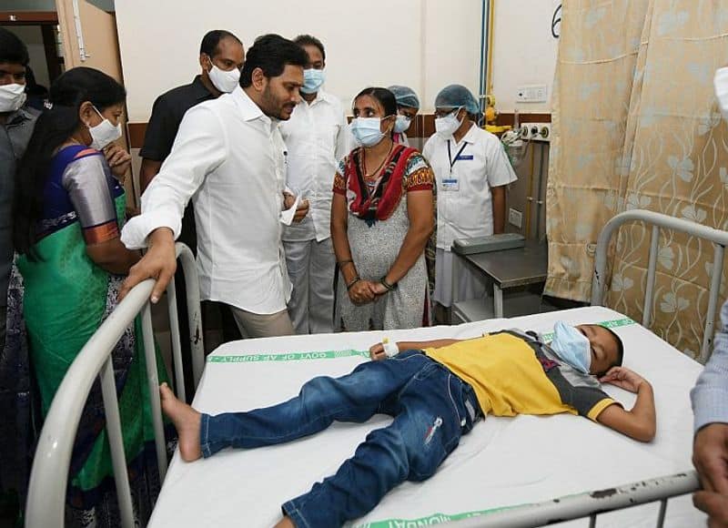 mystery disease sends hundreds hospital Andhra Pradesh Eluru-VPN