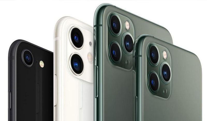 रिपोर्ट्स के मुताबिक, इस नए अपडेट के बाद iPhone 11, iPhone XS, iPhone X, iPhone XR, iPhone 7 सहित iPhone SE 2020 तक की बैटरी जल्दी खत्म हो जा रही है। हालांकि iPhone 12 सीरीज़ के यूजर्स को इससे कोई शिकायत नहीं हो रही है।
