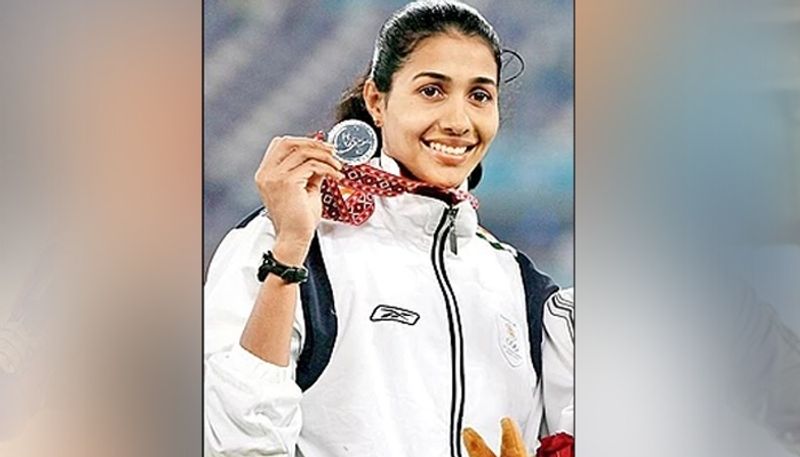 अंजू ने कहा कि उन्होंने महामारी के इस दौर में वर्तमान पीढ़ी के खिलाड़ियों को प्रेरित करने के लिए यह खुलासा किया। खिलाड़ी घातक वायरस के कारण प्रैक्टिस नहीं कर पा रहे हैं और प्रतियोगिताओं का आयोजन नहीं हो पा रहा है। 