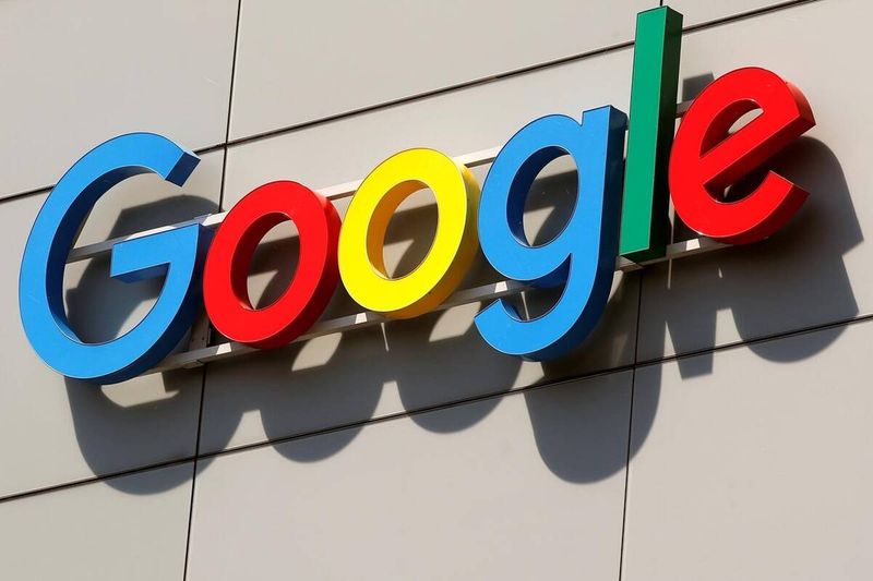 Year in Search में भारत में किए गए टॉप सर्च से लेकर, टॉपिक्स, इवेंट्स, लोग और जगहों के बारे में बताया गया है।