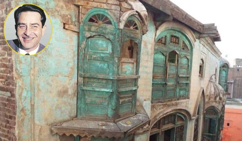 मालूम हो कि कम्युनिकेशन एंड वर्क्स डिपार्टमेंट की एक रिपोर्ट के बाद ही पेशावर के डिप्टी कमिश्नर मुहम्मद अली असगर ने इन दो इमारतों की कीमत तय की थी। वहीं, पुरातात्विक विभाग की तरफ से भी एक औपचारिक अपील की गई है। बताया जा रहा है कि प्रांतीय सरकार से इन दोनों ही इमारतों को खरीदने के लिए 2 करोड़ रुपए रिलीज करने की बात कही गई है। 