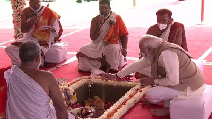PM Modi will lay the foundation stone of new parliament building today PM Modi will lay the foundation stone of new parliament building today