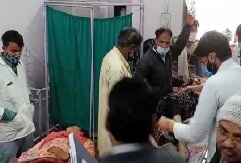 ग्रामीणों ने बताया कि मोहसिन और उसके साथियों ने जिस तरह गोलियां चलाईं, उससे लग रहा था कि जो भी सामने आएगा, उसकी हत्या करने की ठान रखी थी। क्योंकि, जब ग्रामीण मौके पर पहुंचे तो उन पर भी करीब से 15 राउंड फायरिंग कर दहशत फैलाई थी।