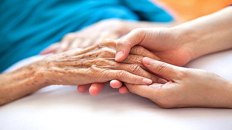 पोस्ट ऑफिस की इस योजना के तहत सिर्फ 5 साल के लिए पैसा जमा किया जा सकता है, यानी इसका मेच्योरिटी पीरियड 5 साल का है। मेच्योरिटी के बाद इस स्कीम को 3 साल के लिए और भी बढ़ाया जा सकता है। (फाइल फोटो)