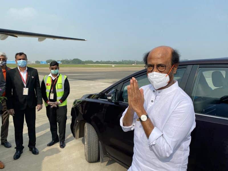 Super Star rajinikanth discharged from hospital