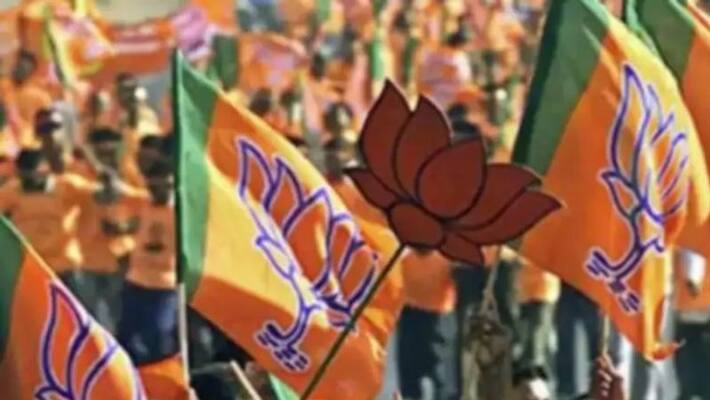 Bjp wins Chandigarh mayoral election defeating AAP by 1 vote Anup Gupta become new mayor ckm Bjp wins Chandigarh mayoral election defeating AAP by 1 vote Anup Gupta become new mayor ckm