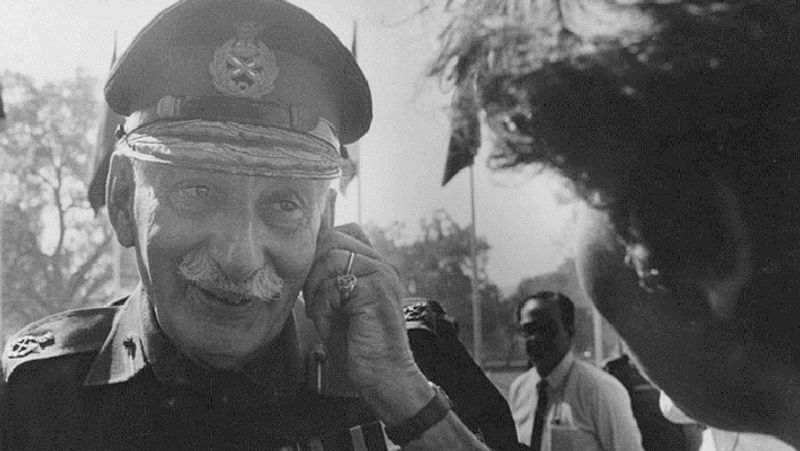 1934 में भारतीय सेना में शामिल हुए
मानेकशॉ देहरादून के इंडियन मिलिट्री एकेडमी के पहले बैच (1932) के लिए चुने गए 40 छात्रों में से एक थे। वहां से वे कमीशन प्राप्ति के बाद 1934 में भारतीय सेना में भर्ती हुए।