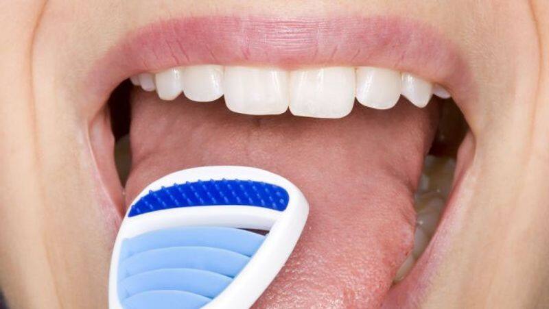 Correct way to brush the teeth to keep it clean