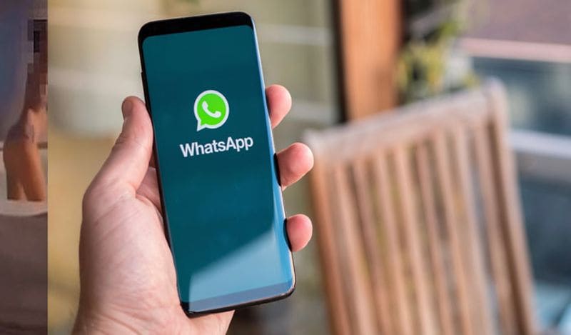 आज के समय में WhatsApp का इस्तेमाल लगभग हर शख्स करता है। इसके जरिये इंसान अपनों से मैसेज, वीडियो कॉल और ऑडियो कॉल पर जुड़ा रहता है। 