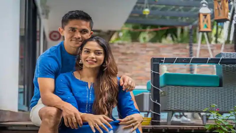 35 साल के इस खिलाड़ी ने अपना करियर 2005 में शुरु किया था। पिछले 13 सालों में भारतीय फुटबॉल टीम को भले ही कोई खास पहचान न मिली हो, मगर सुनील ने अपने प्रदर्शन से मेसी और रोनाल्डो जैसे दिग्गजों की लिस्ट में खुद का नाम शामिल किया है।