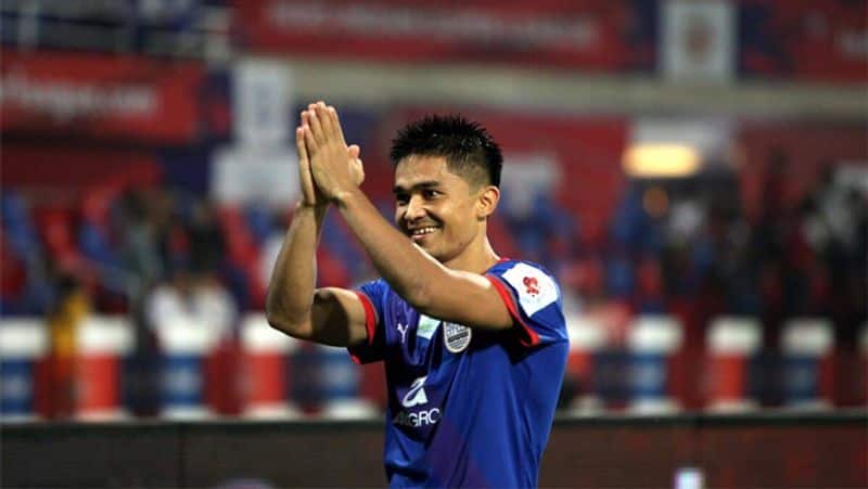 Sunil Chhetri signs two-year contract extension with Bengaluru FC-ayh