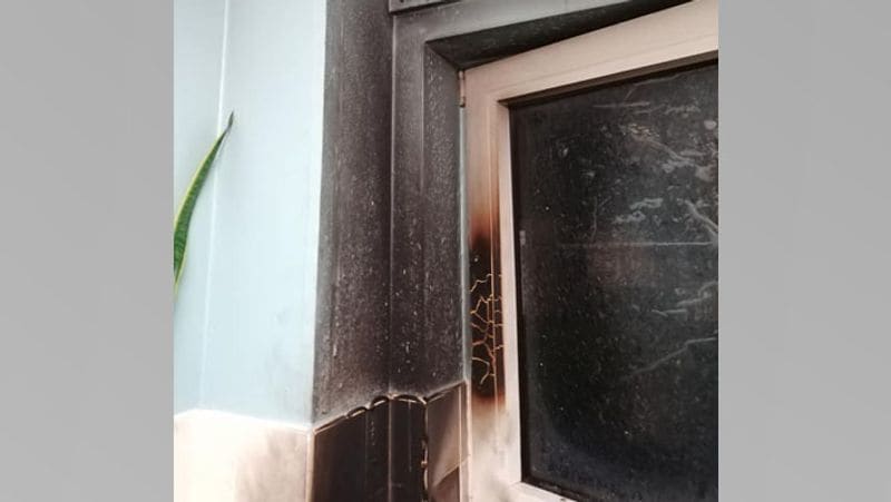 हालांकि यह गनीमत रही कि ग्रेनेड से आग निकलते देखकर इसाबेल चिल्लाते हुए किचन के पिछले दरवाजे से बाहर भाग गई। गनीमत रही कि ग्रेनेड ज्यादा शक्तिशाली नहीं था, वर्ना बड़ी दुर्घटना हो सकती थी।