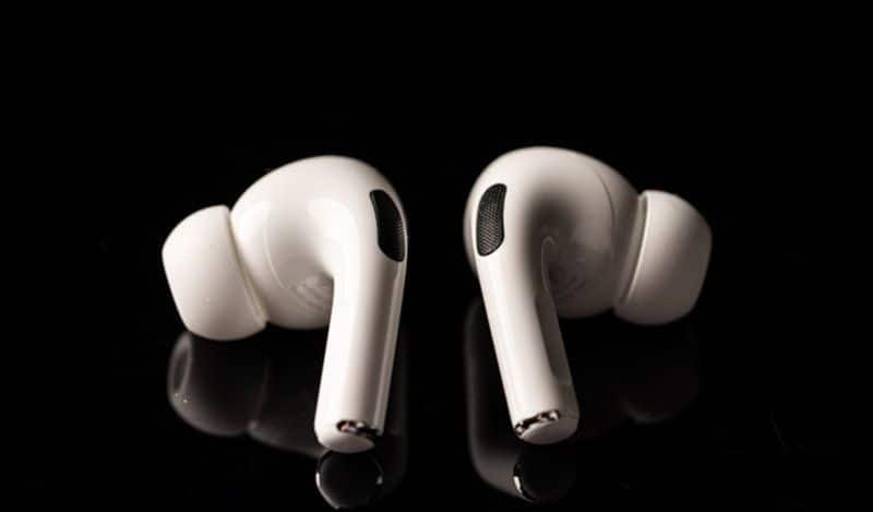 Apple AirPods Pro (2nd Generation) Will Feature Hearing Aid Function, Heart Rate Detection Report