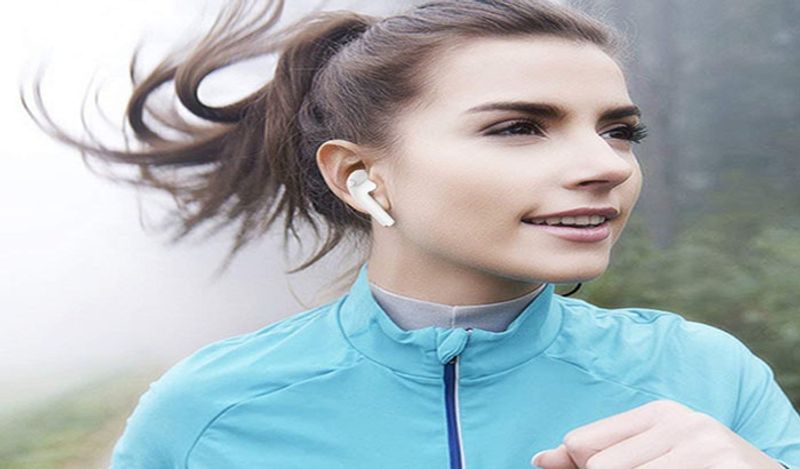 द एलेक की रिपोर्ट की मानें तो एपल इसी साल AirPods Pro Lite लांच करने वाला था। लेकिन किसी कारण से इसे अगले साल तक के लिए होल्ड पर कर दिया गया था। इन्हें व्हाइट रंग में ही लांच किया जाएगा।

