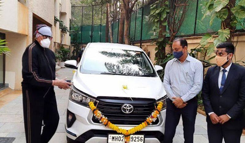Amitabh Bachchan Adds Toyota Innova Crysta Facelift To His Garage