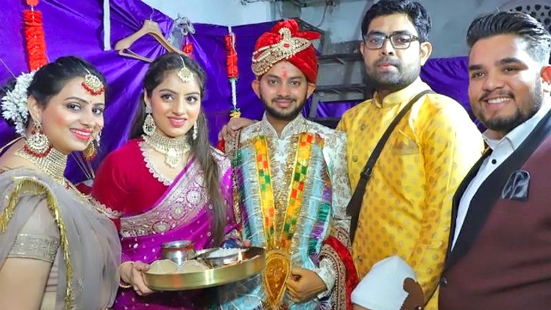 बता दें कि दीपिका सिंह ने 2 मई, 2014 को डायरेक्टर रोहित राज गोयल से शादी की थी। शादी के 3 साल बाद यानी मई, 2017 में दीपिका ने बेटे सोहम को जन्म दिया था।
