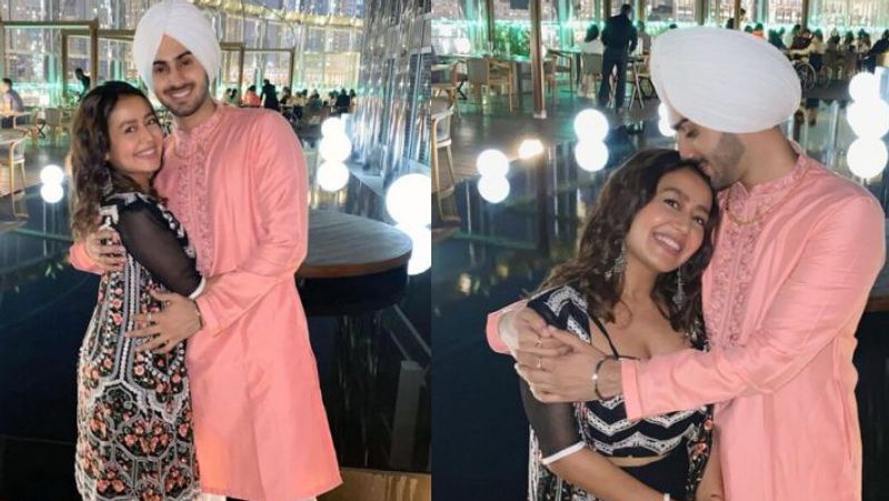 एक ने कमेंट करते हुए लिखा- ये प्रेग्नेंट नहीं है, इसने गाने के लिए फेक बेबी बंप बनाया है। एक ने लिखा- इतनी स्पीड तो हार्दिक पंड्या की भी नहीं थी।