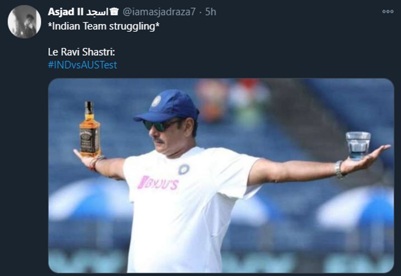 రవిశాస్త్రి, తన తాగుడు అలవాటు కారణంగా విపరీతమైన ట్రోలింగ్ ఎదుర్కొన్నాడు. అయితే బాధేసినా, సంతోషం వేసినా తన జీవితంలో ఎంతో గౌరవించే తన తండ్రితో కలిసే మద్యం సేవించేవాడినని చాలాసార్లు చెప్పుకొచ్చాడు రవిశాస్త్రి...