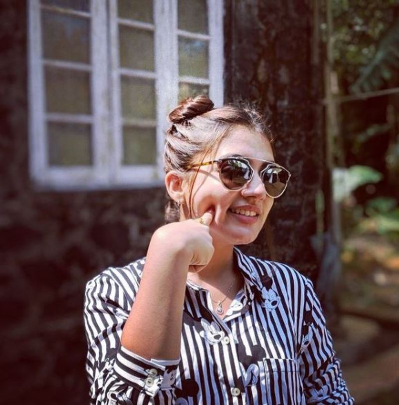 actress nazriya birthday special cute photo gallery
