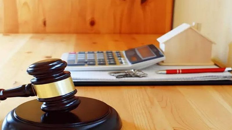 Big offer from SBI, bid for prime property sitting at home, Auctioning shop, house flat at low price