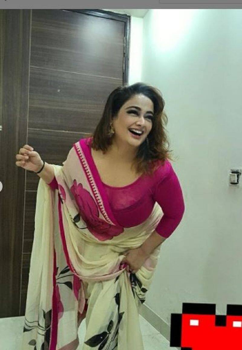 actress kiran rathore latest hot photo goes viral in internet