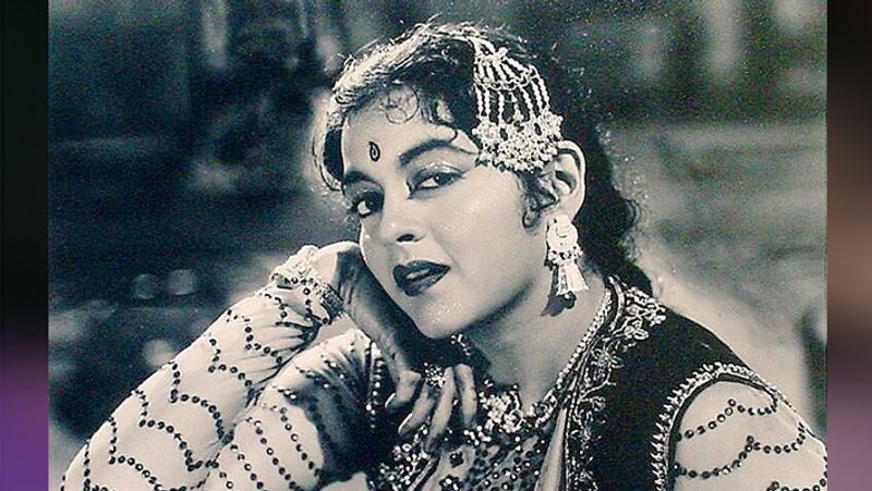 नलिनी की 40 के दशक में डायरेक्टर वीरेंद्र देसाई से शादी की थी। बाद में दूसरी शादी उन्होंने एक्टर प्रभु दयाल से की, जिनके साथ उन्होंने कई फिल्मों में काम किया था।