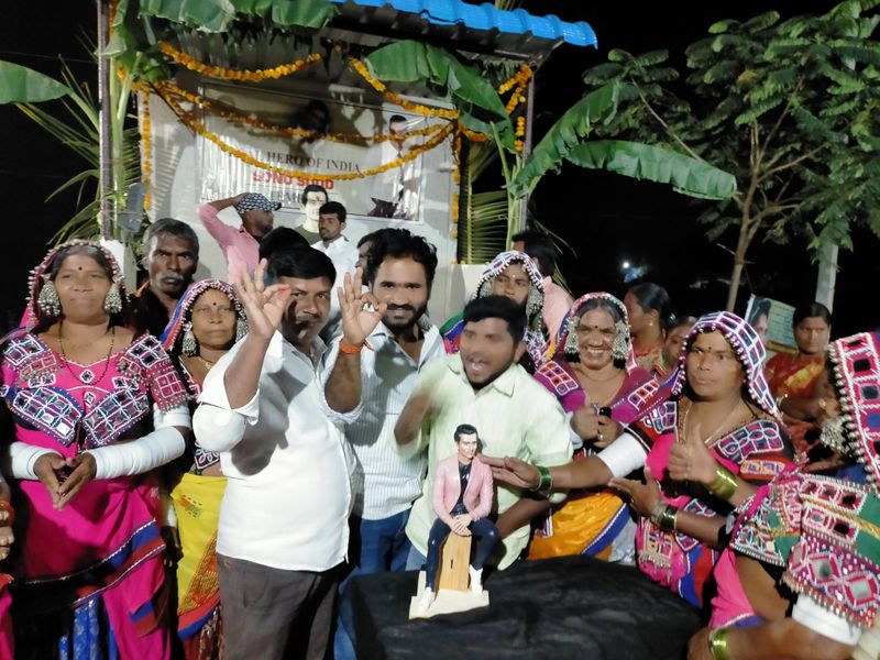 Temple dedicated to Sonu Sood by Telangana villagers for his noble deeds amid pandemic