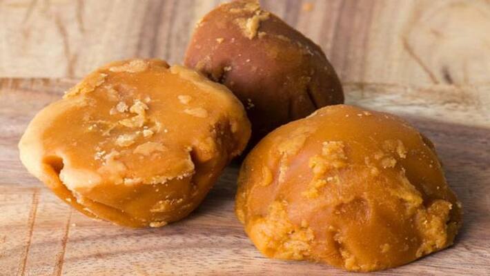 Use pepper and jaggery to get rid of cold problem in winter BDD Use pepper and jaggery to get rid of cold problem in winter BDD