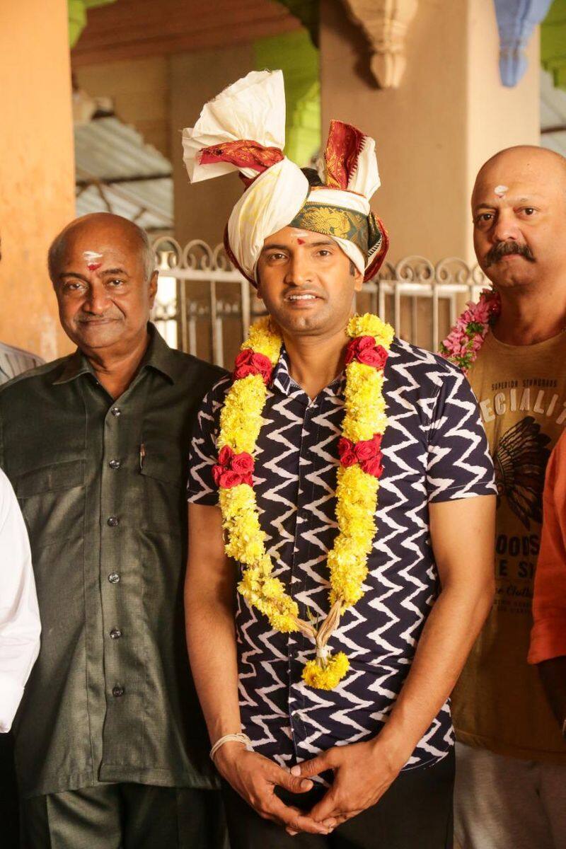 Actor santhanam Joint hands with new movie