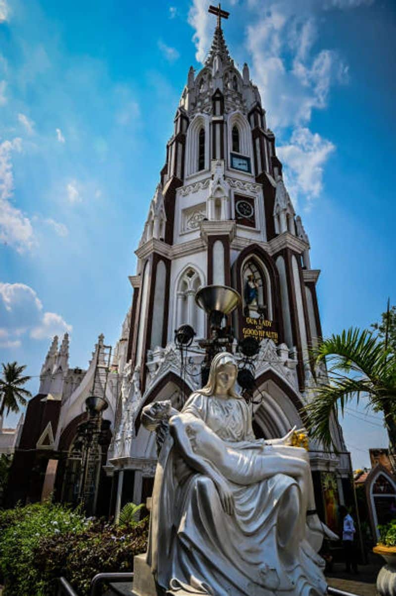 Christmas Special: St. Pauls Cathedral to Medak Church; Most beautiful churches in India ANK