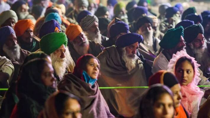 Farmers protesting against agricultural laws are on the Delhi border Live news updates kpn Farmers protesting against agricultural laws are on the Delhi border Live news updates kpn