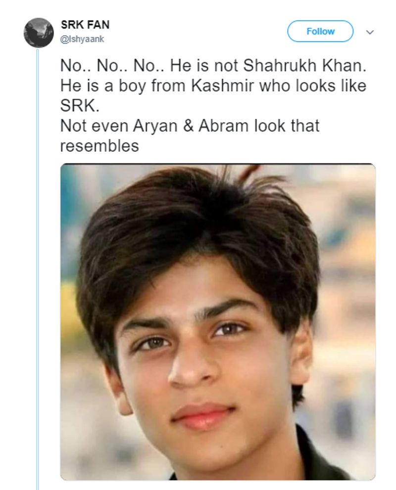 वायरल पोस्ट क्या है?
ट्विटर यूजर SRK FAN ने एक फोटो शेयर की और लिखा, “नहीं, नहीं ये शाहरुख खान नहीं है, ये उनका हमशक्ल एक कश्मीरी लड़का है। अर्यान और अबराम भी इतने शाहरुख जैसे नहीं दिखते जितना ये। ”