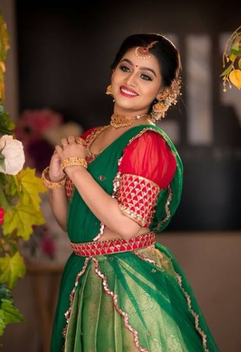 vijay tv serial actress gayatri yuvaraj photos